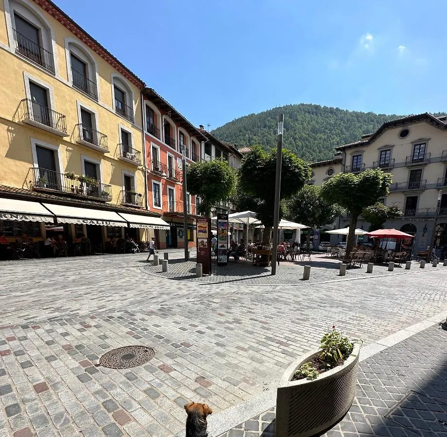 Apartamento Colgante Al Rio Con Vistas Al Puente Camprodon